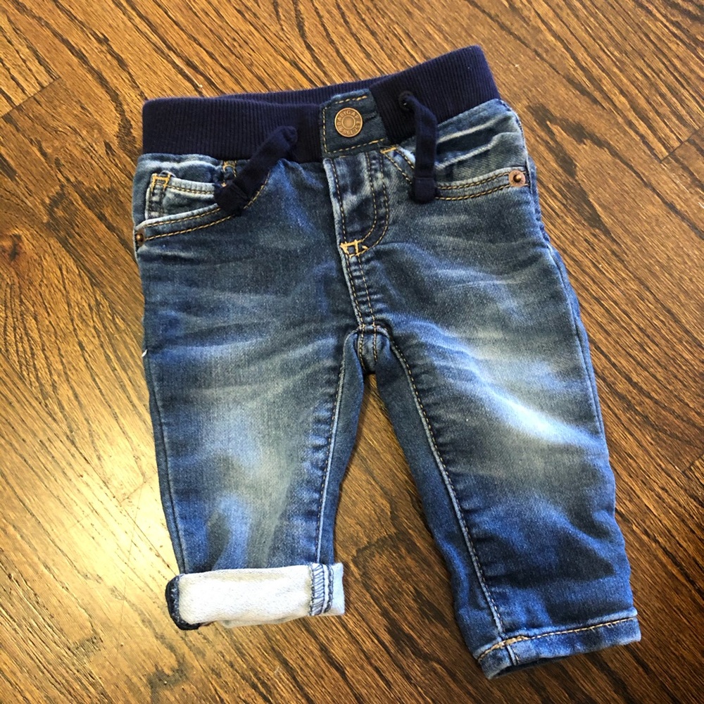 Baby Gap skinny jeans 0-3 month